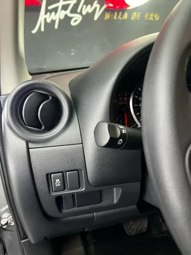 Nissan March 1.6 Sense At