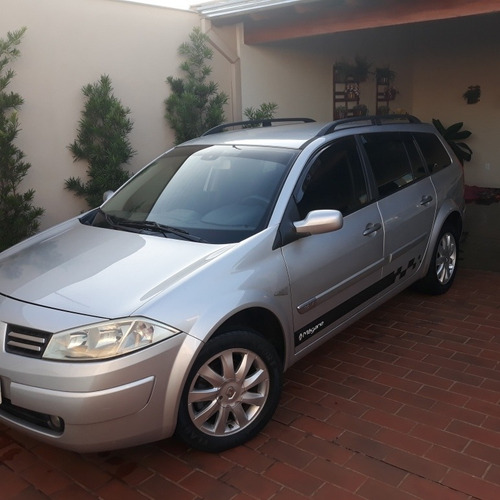 Renault Megane Grand Tour 2011 1.6 Dynamique Hi-flex 5p