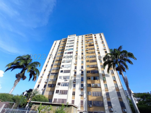 Imagen 29 de 30 de Moderno Y Remodelado Apartamento En Venta Con Conexión A Planta Electrica En El Este De Barquisimeto Lp 245899