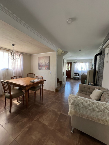 Triplex En Venta - Barrio Cerrado En Escobar