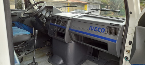 Imagem 14 de 15 de Iveco Daily Ano 2006 Maxivan