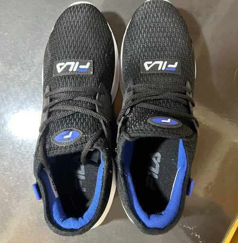 Zapatillas Fila Urban Black Livianas Y Versátiles (Usado)