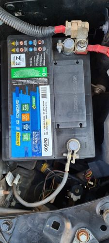 Imagem 4 de 10 de Renault Clio 1.0 16v Flex 2p