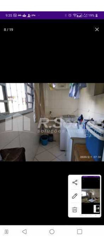 Imagem 11 de 15 de R Soares Vende Excelente Casa Triplex Toda Reformada Sala Trés Quartos Com Suite, Dependência, Lavabo E Garagem Pra Quatro Carros. - Jcca30025