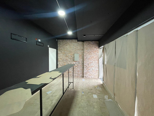 Arriendo Local Comercial De 38,95 M2, Metro Monte Tabor