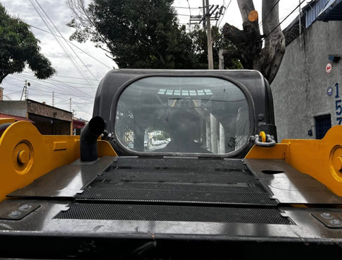 Mini Cargador 2020, Motor Diesel, Modelo 226 D