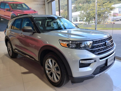 Ford Explorer Xlt 2023