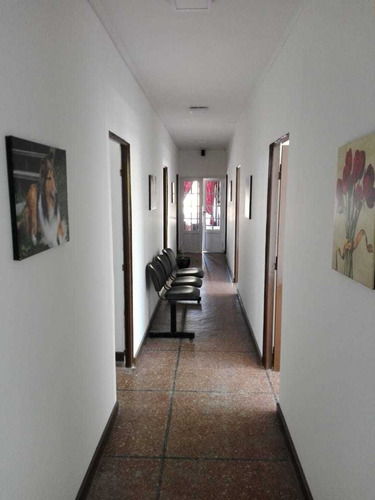 Oficinas Usos Diversos Profesional O Adminstrativos Centro De Lanus Zona Ideal Sin Expensas Av Yrigoyen Y Andrade