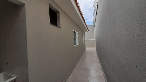 Imagem 17 de 25 de Casa Padrão Em Franca - Sp - Ca0032_rncr