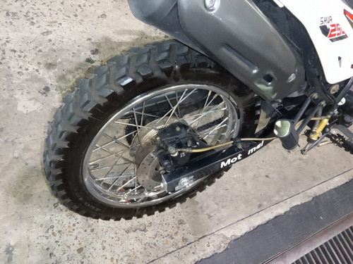 Motomel Skua 250 Base
