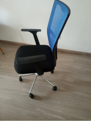 Vendo Silla Giratoria Valor 170000