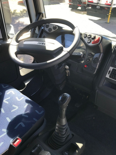 Imagen 8 de 10 de Iveco New Tector 170e25 '15