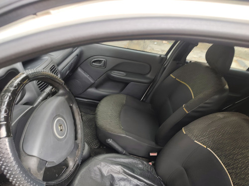 Renault Clio 1.0 16v Expression Hi-power 5p