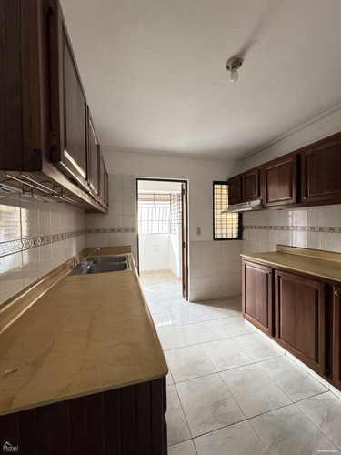 Apartamento En Venta De 2 Habitaciones En Gazcue