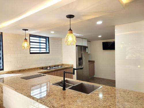 Casa A Estrenar En Colinas De Carrizal