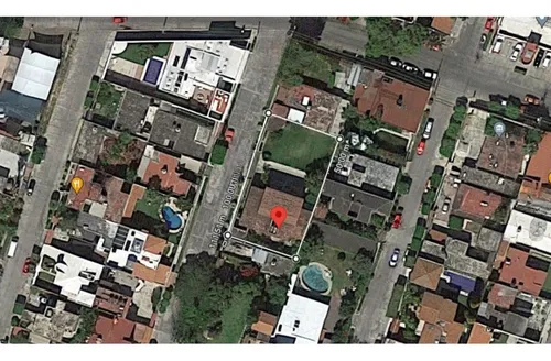 Casa En Remate En Frac Manantiales, F-1933