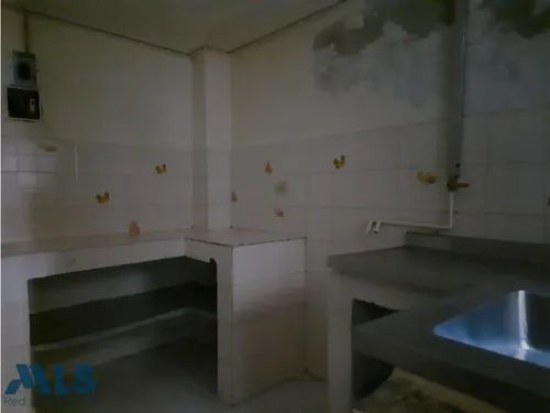 Buena Ubicación(mls#253704)