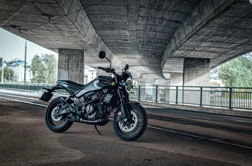 Tienda Oficial Husqvarna: Svartpilen 401 Ng