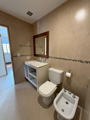 Venta - Propiedad 5 Ambientes Con Quincho Y Garaje
