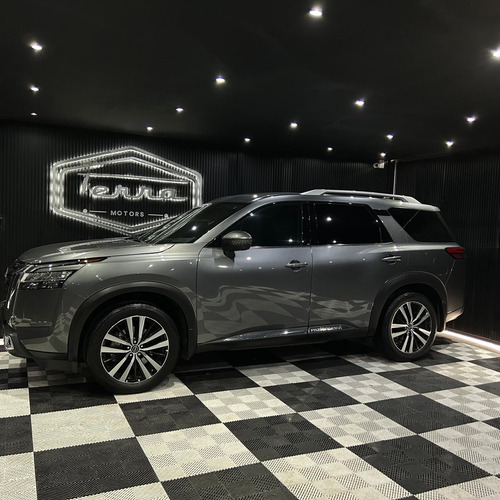 Nissan Pathfinder 3.5 Platinum 4x4 At