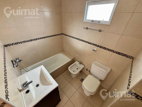 62 M2 - 3 Amb C/ Ch - Alberdi 2100 - 2 Baños Completos