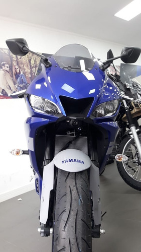 Imagem 2 de 8 de Yamaha R3