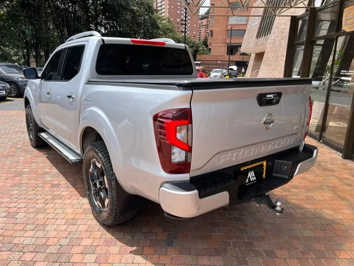 Nissan Frontier 2.5 Le