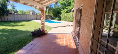 Venta Casa 7 Amb Jardín Pileta Tortuguitas