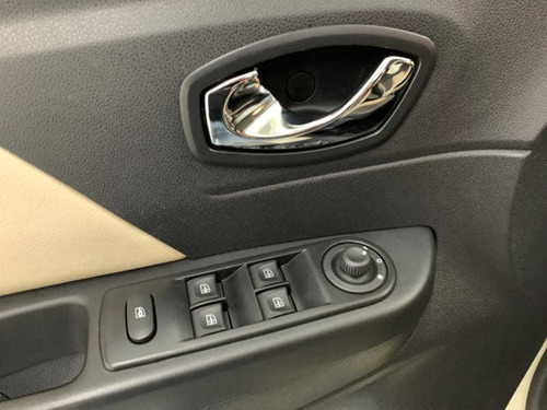 Imagem 8 de 15 de Captur Life 1.6 Aut