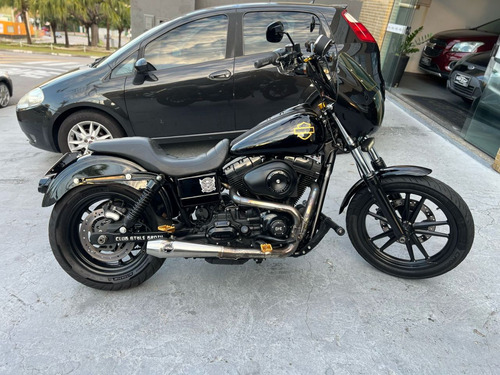 Dyna Super Glide Custom