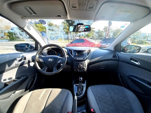 Imagem 10 de 11 de Hyundai Hb20s 1.6 Comfort Plus 16v Flex 4p Automatico