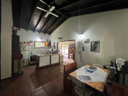 Casa En Venta - 2 Dormitorios 2 Baños - 2.000mts2 - Punta Indio