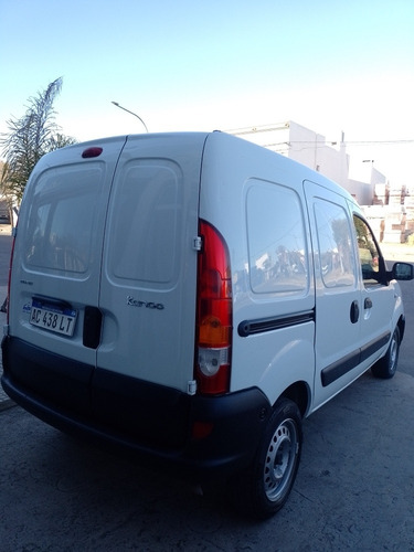 Imagen 3 de 10 de Renault Kangoo 2018 1.6 Furgon Ph3 Confort 1plc