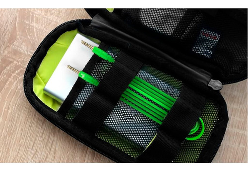 Imagen 7 de 10 de Cable Auxiliar Audio 3,5mm Xtech On The Go Xtg-232 Verde Css