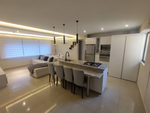 Elena Hidalgo Vende Apartamento Amoblado Y Equipado En Mirador Country Rodeado De Centros Comerciales En Valencia Via Guataparo Carabobo. (solo Cliente)