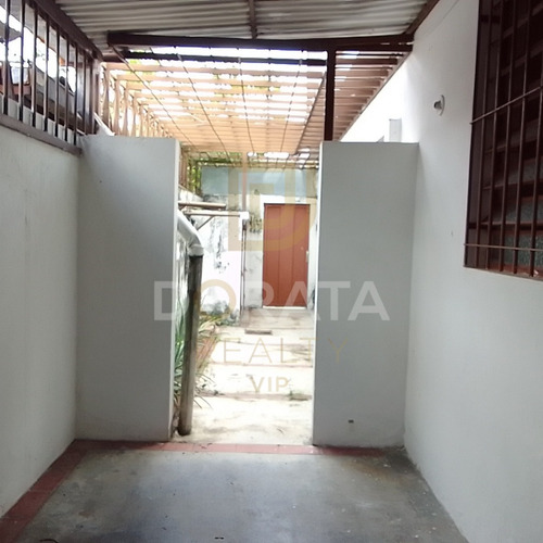Imagen 5 de 14 de Casa En Alquiler Urb Trigal Norte Super Amplia Calle Cerrada (hg)
