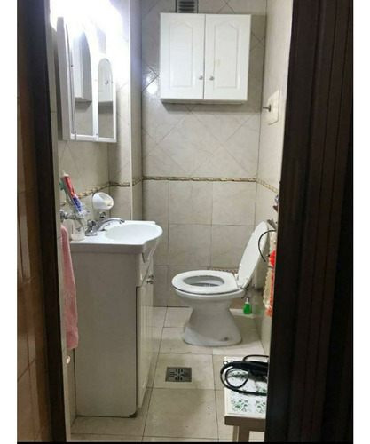Retasado. Venta Departamento De Tres Ambientes Al Frente.