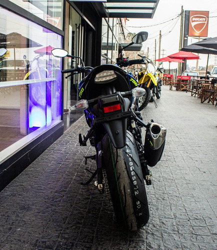 Suzuki Gsx-s 750 - No Yamaha, No Kawasaki! Mc