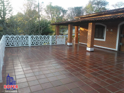Excelente Chácara De 2.040 Metros Com Piscina À Venda Na Estancia Brasil Em Atibaia!! - Ch00846 - 34651767