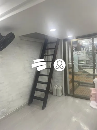 Se Vente O Permuta Local Comercial En Laureles Con Parqueadero