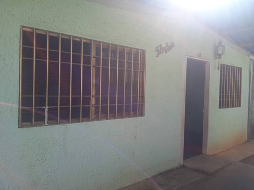 Imagen 3 de 7 de Casa En Venta En La Urb. La Raiza - Santa Teresa Del Tuy