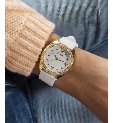 Reloj Guess Para Dama Relojes Mujer Correa Azul Claro Bisel Dorado Fondo Blanco