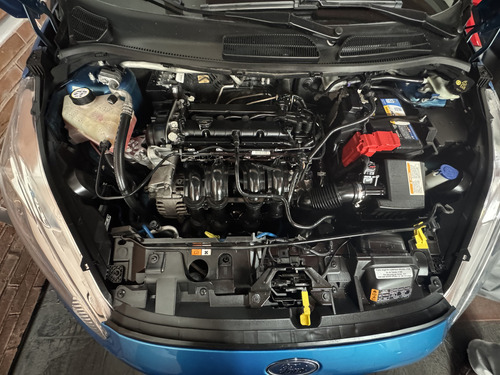Ford Fiesta Kinetic 1.6 Se 120cv
