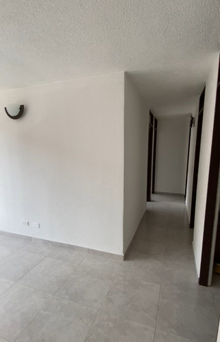 Apartamento Remodelado A Pocos Metros De Plaza Imperial Y El Exito De Suba