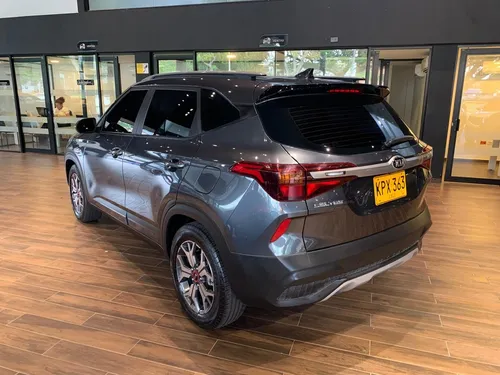 Kia Seltos 1.6l Vibrant At