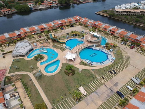 Imagen 11 de 14 de Th En Venta Pueblo Viejo (puerto Encantado)