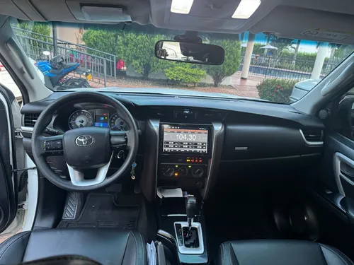 Toyota Fortuner 2.7l