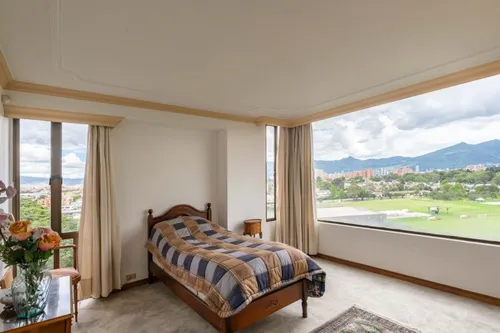 Apartamento En Arriendo En Club Los Lagartos. Cod A19936