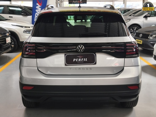 Volkswagen T-Cross 1.0 200 TSI TOTAL FLEX SENSE AUTOMÁTICO