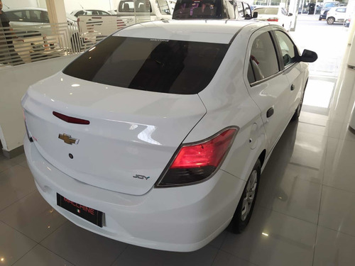 Imagen 20 de 21 de Chevrolet Prisma 2019 1.4 Joy Ls